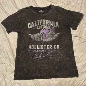 Hollister Charcoal Graphic Tee with Purple Accents